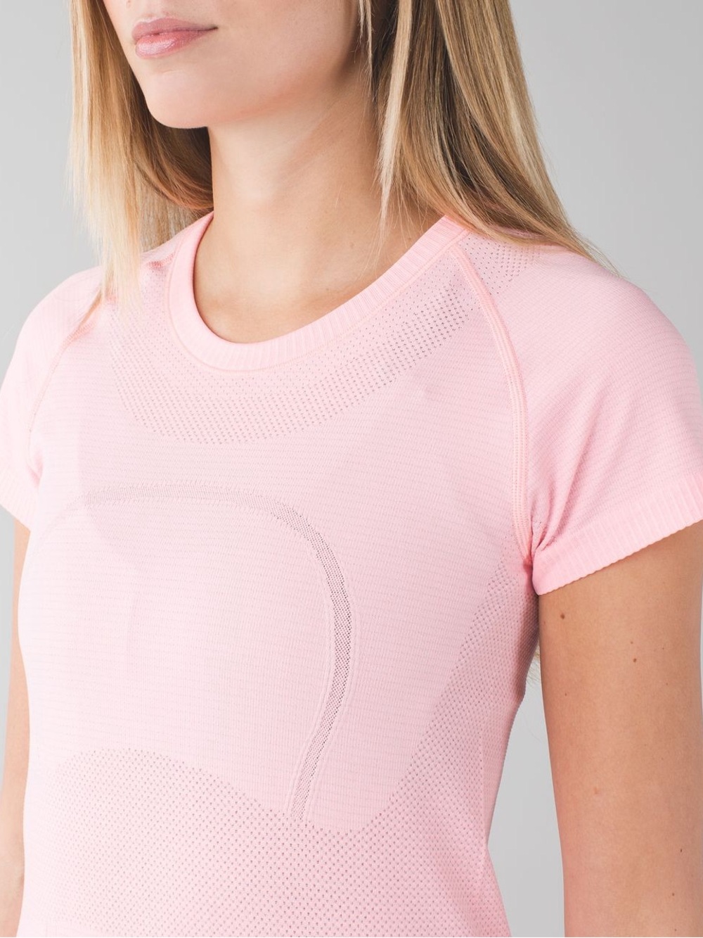 Lululemon Swiftly Tech Short Sleeve Seamless Light Pink